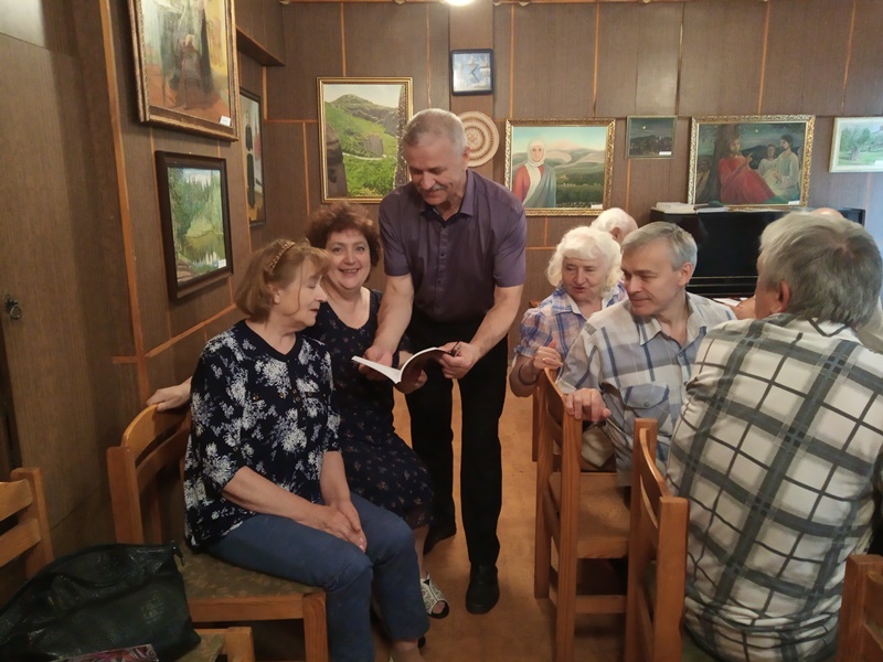 Состоялось очередное собрание членов СП России Брянcкой областной писательской организации
